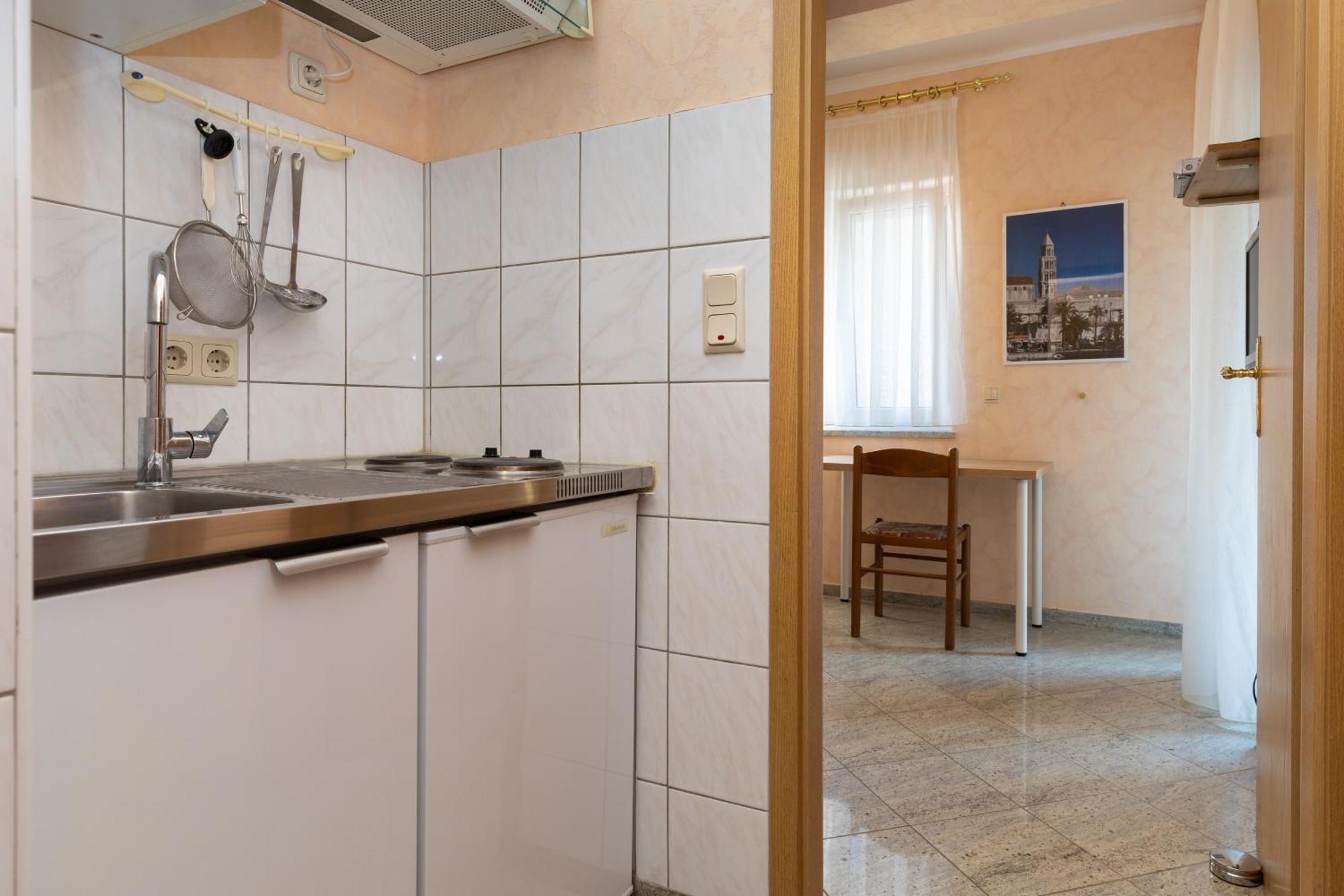 Apartments By The Sea Duce, Omis - 5973 Ngoại thất bức ảnh